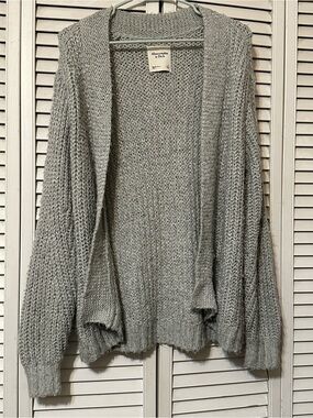 Abercrombie & Fitch womens knitted cardigan